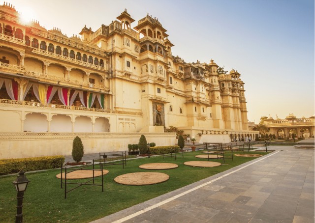 Visit Heritage & Cultural Walk of Udaipur -Guided Walking Tour in Manila
