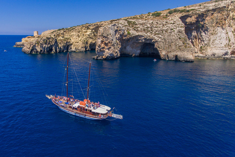 Sliema: Scenic Coastal & Harbour Cruise w/Lunch & Transport Including Transportation