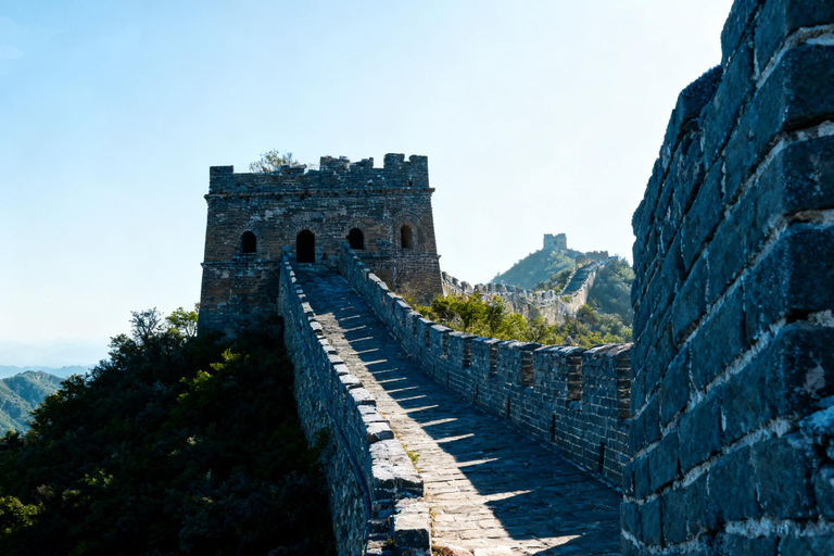Beijing: Gubei Water Town&Simatai Wall Night Tour w/Dumpling