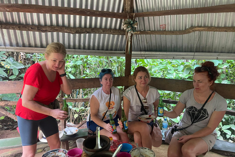 恩戈罗恩戈罗至吉力马扎罗山麓2日经济之旅恩戈罗恩戈罗至马特鲁尼和咖啡之旅（2 天经济之旅）