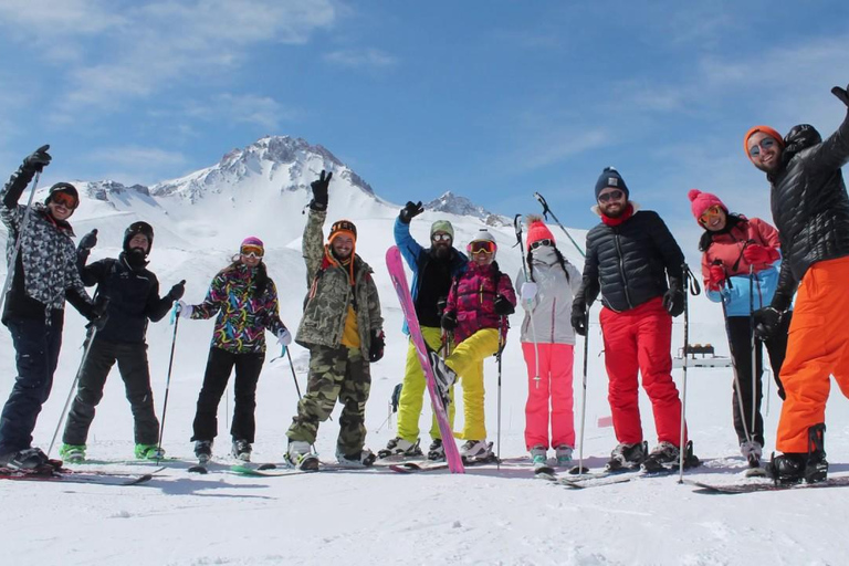 Erciyes First-Time Ski Day with Instructor & Lunch Erciyes Ski Day Experience – Snow Comfort Package