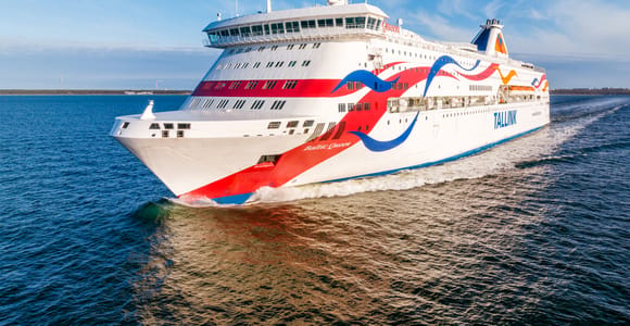 Von Tallinn: Übernachtkreuzfahrt nach Stockholm