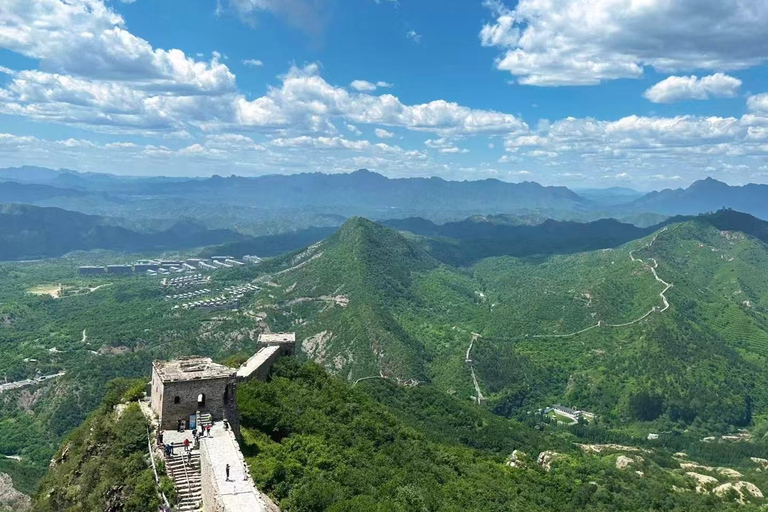 Beijing: Simatai Great Wall & Gubei Water Town Private Tour Private Day Tour or Night Tour without Tour Guide Service