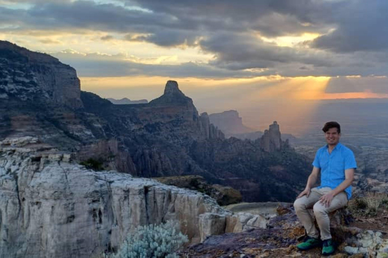 Antike Wunderwerke erforschen: Eine 3-tägige Tour zu den Geralta-Kirchen