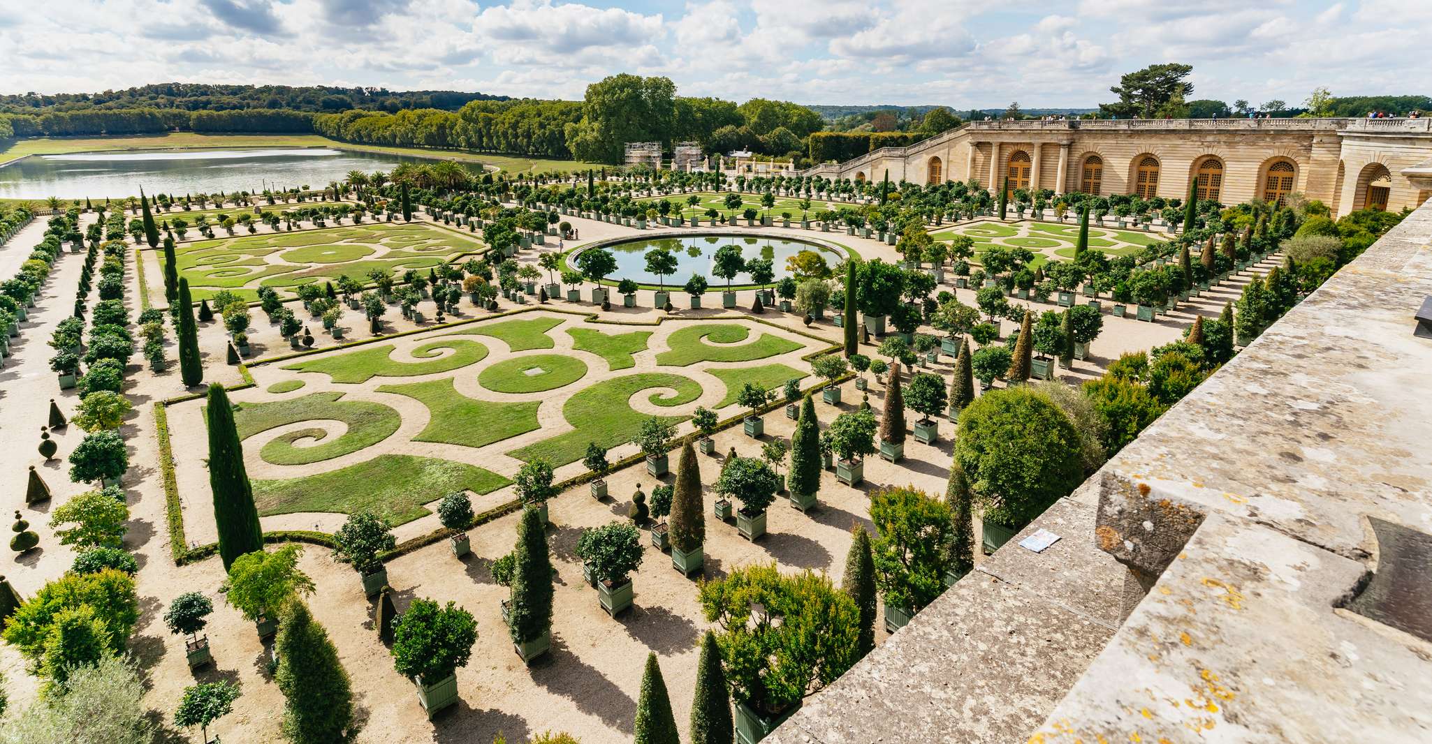 Versailles, Skip-the-Line Tour of Palace with Gardens Access - Hizvo