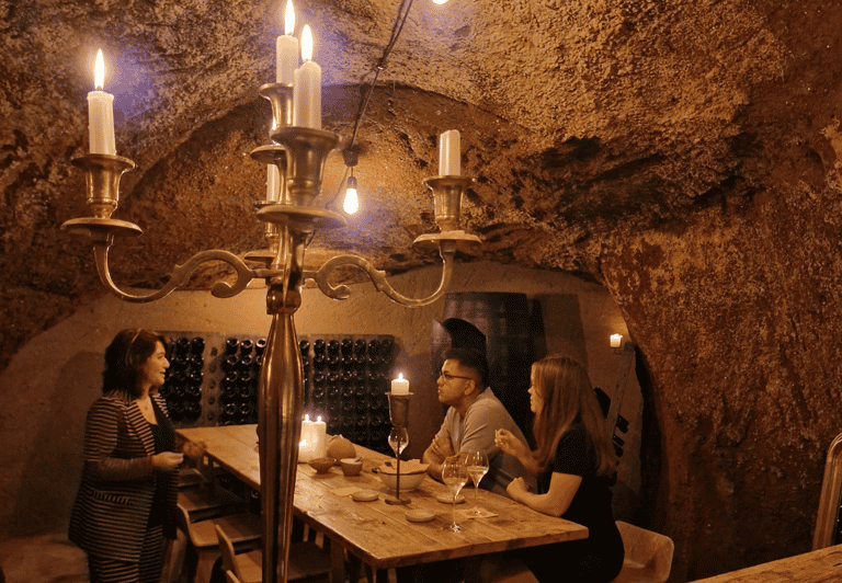 Cena en un Restaurante Familiar