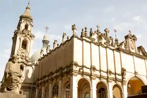Fully guided city tours of Addis Ababa with hotel pickup