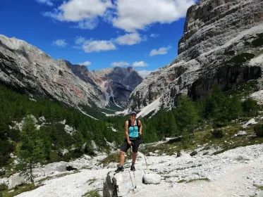 Entdecke die Dolomiten, ein Wandertag in den Bergen