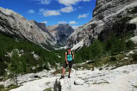 Esplora le Dolomiti, una giornata di escursioni in montagna