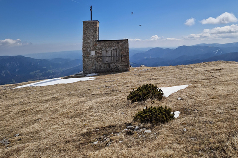 Vienna: Scenic Alpine Hiking Day Trip to Rax with Guide Vienna: Rax Mountain Hiking Tour with Guide and Transfer