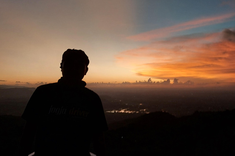 Yogyakarta Village & Traditional Experience with Sunset