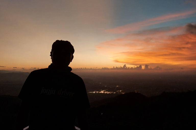 Yogyakarta Village & Traditional Experience with Sunset