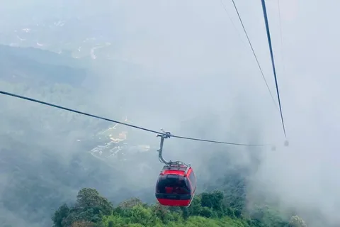Kathmandu: Chandragiri Cable Car and Monkey Temple tour