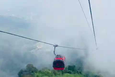 Kathmandu: Tour della funivia di Chandragiri e del tempio delle scimmie