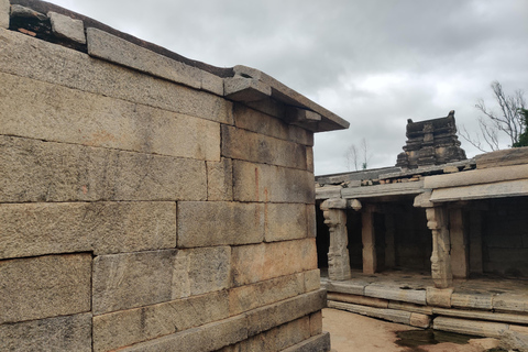 Från Bangalore: Dagsutflykt till Lepakshi-templet och Adiyogi-statyn