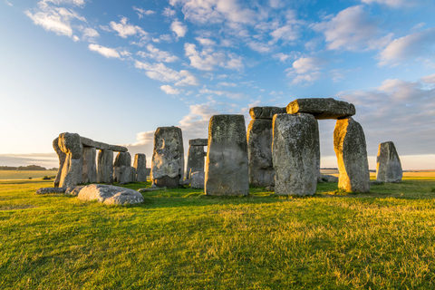 Stonehenge, Bath & Stratford Tour (1-night in The Cotsowlds)