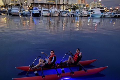 San Juan: Night Glow Adventure Chiliboats in Condado Lagoon