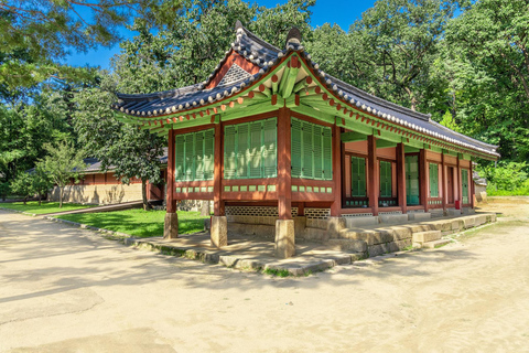 Seoul: Jongro UNESCO Heritage Small Group Walking Tour English Guide