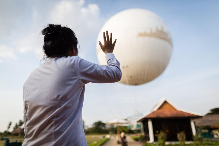 Angkor Balloon Sunrise or Sunset ride and Pick up/Drop off