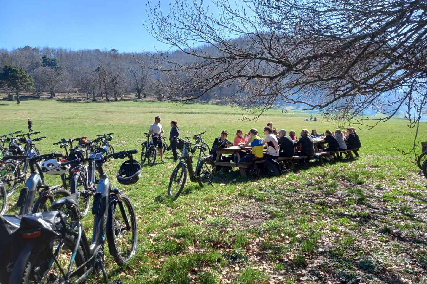 Montecatini Terme: tour autonomo in e-bike fino a Vinci