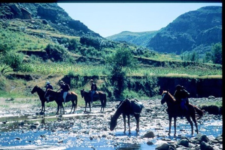 7 Nächte/ 8 Tage - Ponytrekking in LesothoKulturerbe und Kulturreisen