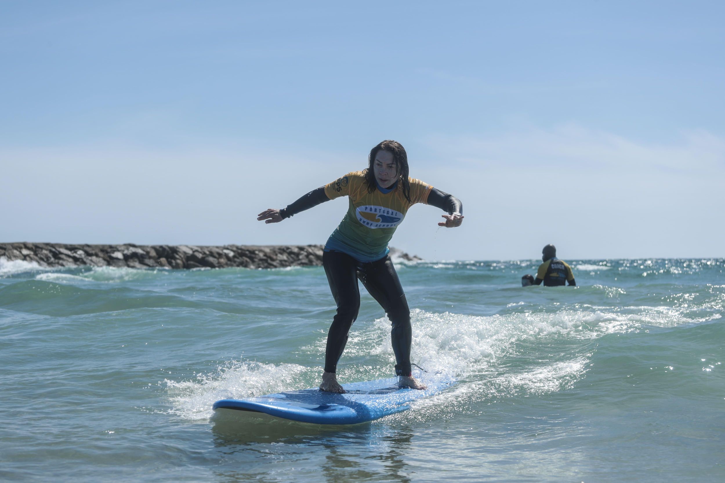 Surfunterricht für Anfänger in Lissabon (Costa da Caparica)