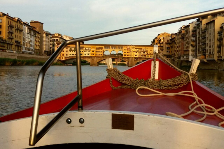 Florence: Gondola Boat Tour with Wine or Coffee and SnackEvening Tour with Wine