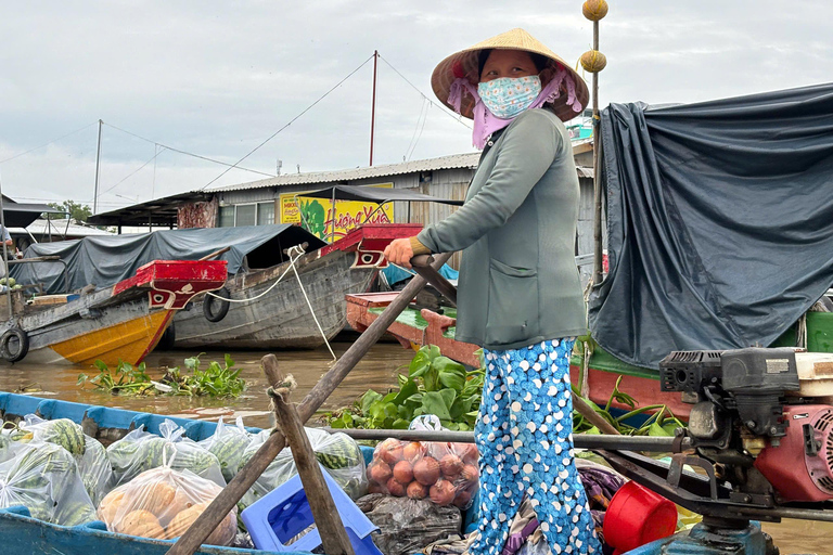 Can Tho: Floating Market, Canal, Cacao Farm & Mekong' Life Private tour with English speaking guide