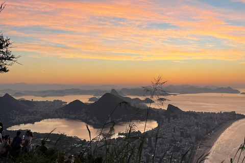 Dois irmãos sunrise hike & drone video