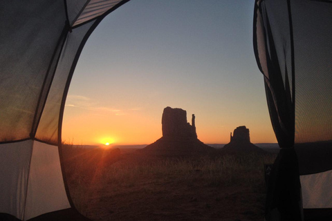 Las Vegas: Campeggio di 3 giorni a Zion, Bryce e Monument Valley