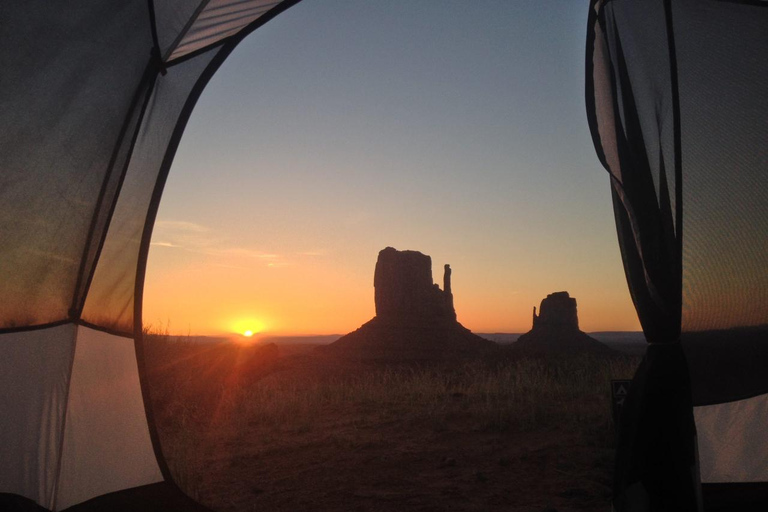 Las Vegas: Zion, Bryce & Monument Valley 3-Day Camping