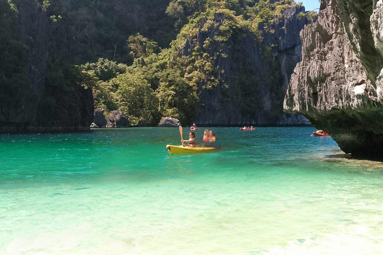 El Nido: Visita uma lagoa grande e secreta, Shimizu, 7 Commando, etc.El Nido: Excursão A (Lagoa Grande e Secreta, Shimizu, 7 Commando)