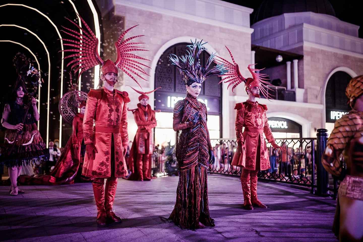 ランド・オブ・レジェンド夜間ショー＆アンタルヤ市内送迎付き