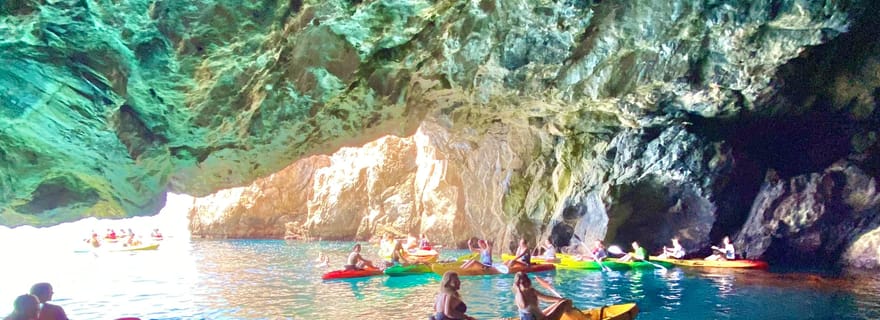 La Herradura : excursion en kayak et plongée en apnée sur les falaises de Maro