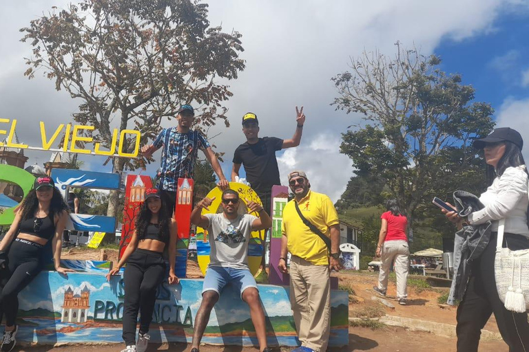 Medellín: Guatape Day Tour Śniadanie, rejs, Piedra Peñol