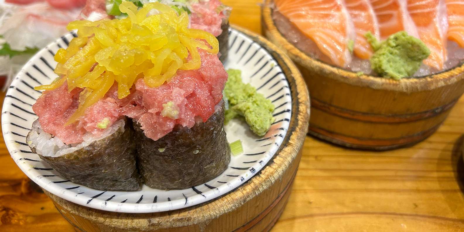 Shinjuku: Food Tour - 15 Dishes at 4 local eateries
