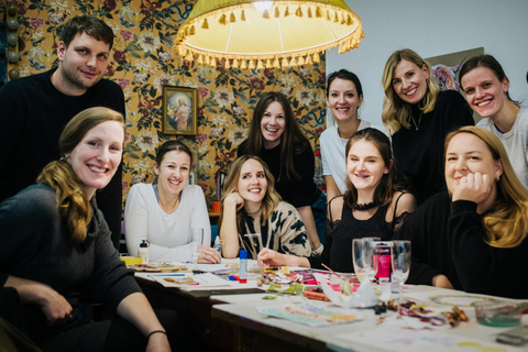 Düsseldorf: Bachelorette Bride Book – Design a Unique Piece for the Bride Together Düsseldorf: Bachelorette Party Bride Book - Create a unique book for the bride together