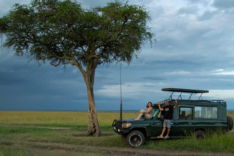 Parco Nazionale di Nairobi: con una jeep aperta con tetto pop