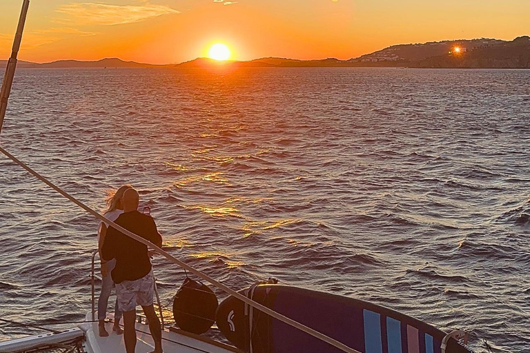 Mykonos: Sunset Cruise with Sailing Demo & Welcome Prosecco