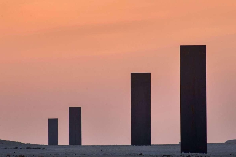 Doha: Gira por la Costa Oeste, Zekreet y la Escultura de Richard Serra