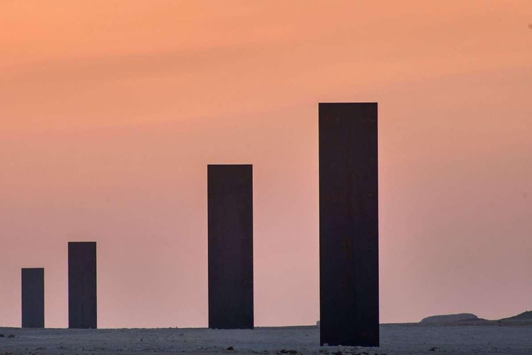 Doha: Gira por la Costa Oeste, Zekreet y la Escultura de Richard Serra