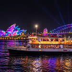 Sydney: crociera nel porto durante il Festival Vivid Sydney con bevanda e vista dal tetto