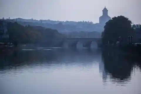 Tbilisi: escursione guidata di storia e cultura con cibo e vino
