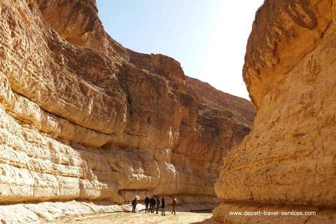 6 Days of Thrills: Jeep Adventure to the Heart of the Desert