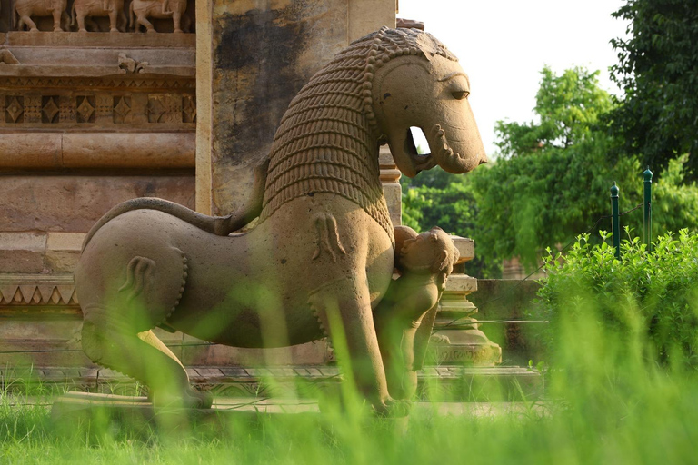 From Delhi: 4-Day Khajuraho Temples & Panna Tiger Safari