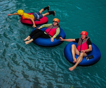 Tubing Río Celeste: Adventure experiences in nature