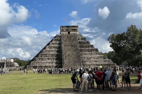 Cancun: Chichen itza early access tour, Valladolid & lunch Transportation from Tulum, Akumal, Puerto Aventuras,Playacar