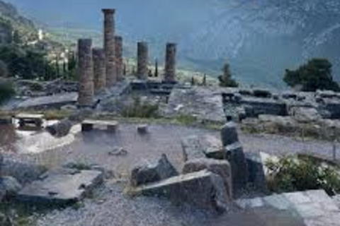 Delphi:Oracle & Ancient Wonders Private Day Tour from Athens