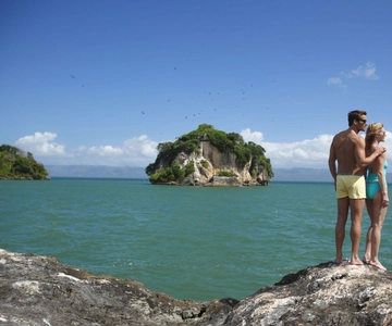 Excursion to Los Haitises with Waterfalls & Round Mountain