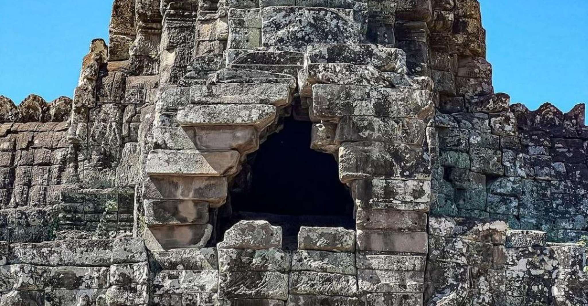 Siem Reap, Angkor 1 day group tour with Spanish guide - Housity